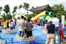 지역 축제로 자리잡은 ‘안산이오 농산물 대축전’