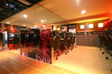 고급 레스토랑이야 PC방이야! 비타민PC방 변신은 무죄