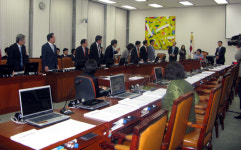 최시중 인사청문경과보고서, 한나라당 표결강행 처리