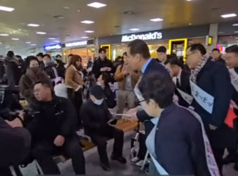 조선일보, 윤석열 면회가는 국힘 지도부에 