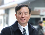 이 대통령, 김종철 방미통위원장 임명안 재가