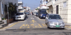 자동차는 일방통행 ... 사람은 어디로