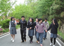 통영 충렬여고 학생 거제애광학교 찾아 봉사