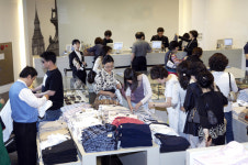 친구와 함께 스마트 아울렛 쇼핑 즐기자!