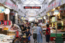 더운 여름, 볼거리 많은 전통시장으로 떠나자~