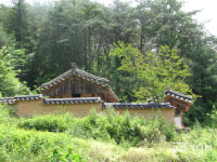 원주변씨 간재 종택 및 간재정