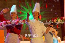 저희는 KTX요리사 입니다