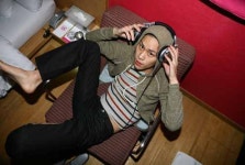 DJ 이환 데뷔 파티 매진 기록 팬들 관심집중