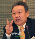 KB금융 차기 회장 어윤대 국가브랜드위원회 위원장 내정