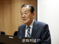 포토 이순신 리더스 CEO 과정에서 강연하는 한국산업개발연구원 백영훈 원장