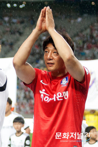 황선홍 감독 