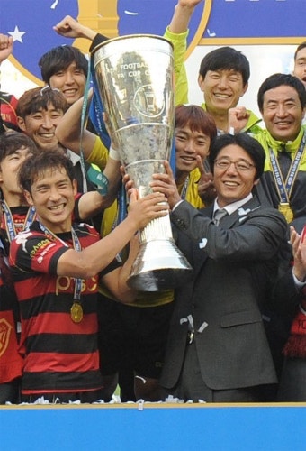 황선홍 감독 