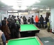 남자들 최고의 투표소 당구장에서 투표를?