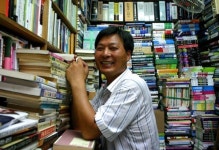 [인터뷰] 오래된 책이기에 전할 수 있는 지혜가 있죠