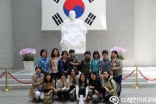 독립투사의 묘역에서  내가 갈 길을 찾다