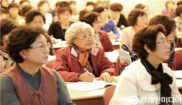 문화체육관광부 이야기할머니공모-할머니 무릎교육 효과