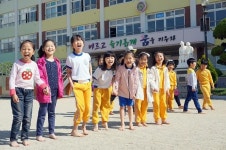 [뇌교육현장속으로] 맨발걷기로 뇌활용 행복교육 만들어요!