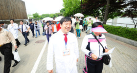 정형외과 의사와  함께 걷기대회 열려