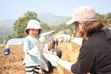 건화 임직원과 가족, 1사1촌 봉사활동 진행