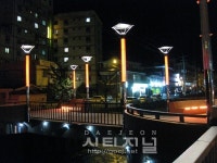 공주교대 정문앞 디자인 데크교량