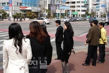 먹기에도 급급한 점심시간, 해법 없나