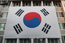 광복 70주년 천안시민의 종 타종식 열려