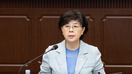대전 서구의회 손도선의원, 무더위쉼터 확대 위한 스마트퍼걸러 설치 건의