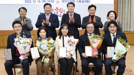 대전시의회 2023 행감 우수 의원과 우수 상임위 선정 수상