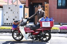 대전 중구 용두1경로당 최인남 사무장, 사랑의 도시락 배달 25년 선행