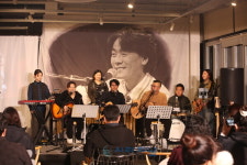 다시 볼 수 없는 광석이형... 30주기 특별공연 김광석 다시 그리기
