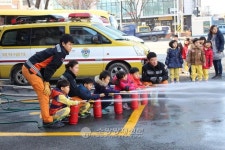 밀양소방서, 겨울철 화재예방 위한 어린이 소방안전 체험교육