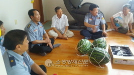 증평소방서, 의용소방대원 폭염대비 경로당 예방활동