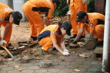 동작소방서, 어려운 이웃과 함께 추석나기 행사 시온원 방문