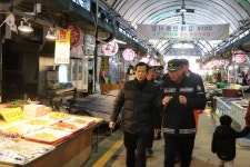 이갑규 경남소방본부장, 김해전통시장 화재예방 지도방문