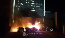 부산 우동 자동차정비소 불… 인명 피해 없어
