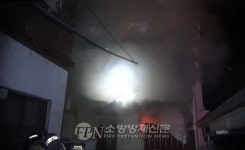 서울 도봉동 주택서 불… 6명 연기 마셔