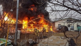 하남 청우동 가구공장 비닐하우스 불… 1명 부상