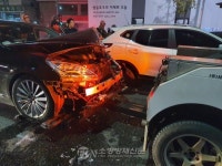 영등포소방서, 영등포로 자동차 3중 추돌사고 인명구조