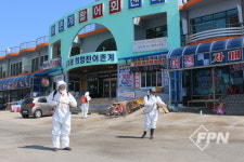 강원고성소방서 간성남성의소대, 코로나19 확산 방지 방역 지원 활동