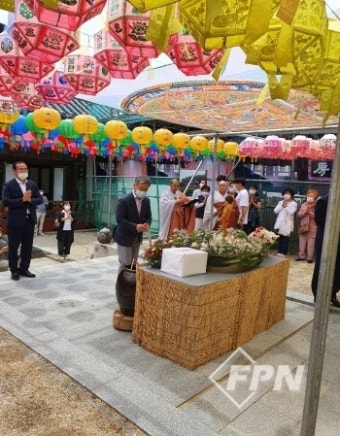 허석곤 경남소방본부장, 부처님 오신 날 봉축법요식 참석