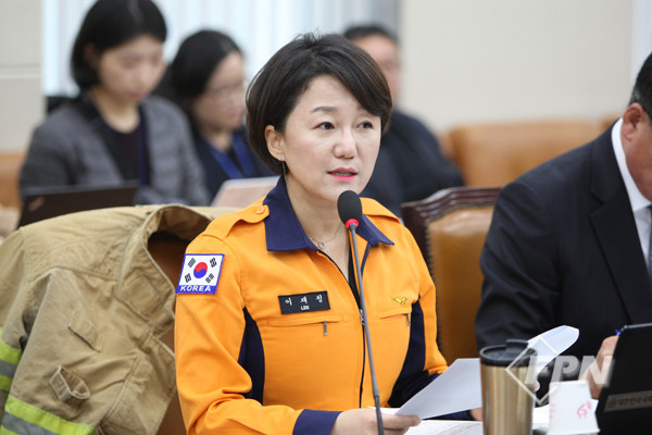 민주당 이재정 의원, 헌재 인근서 폭행 당하다 경찰에 신고