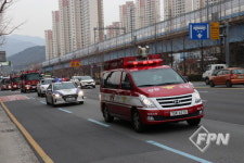 마산소방서, 골든타임 확보 위한 소방차 길 터주기 훈련