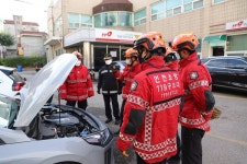 남동소방서, 전기자동차 화재 대응능력 강화 훈련