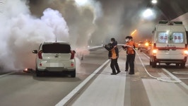 강릉소방서 신중교ㆍ이재완 구급대원, 귀소 중 터널 화재서 진압 활동