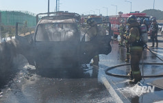 경기 부천시 송내 IC 인근서 차량 불… 인명피해 없어