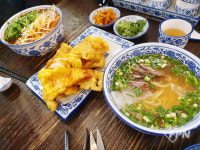 [소방관 추천 맛집] 연말 느낌 한가득 쌈지길에 뜨끈한 ‘샤오바오우육면’