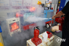 [2023 FireEXPO] “진짜인 줄 알았네”… (주)한국방재, 신개념 교육용 연기소화기