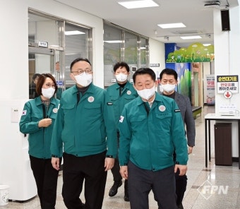 이한경 행안부 재난안전관리본부장, 대전시 서구보건소 현장점검