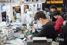 [COMPANY+] 특수랜턴 개발 선두기업, (주)엘라이트