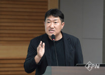 [집중조명] 한반도 휩쓰는 ‘괴물 산불’… 전문가들 “대응 패러다임 바꿔야”